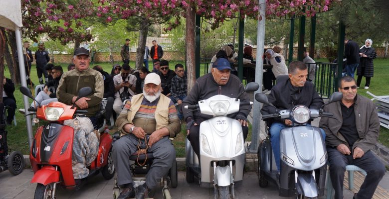 ERZURUM’DA “ BAŞARI ENGEL TANIMAZ” ETKİNLİĞİ