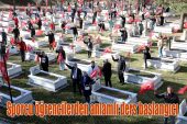 Öğrencilerden anlamlı ders başlangıcı